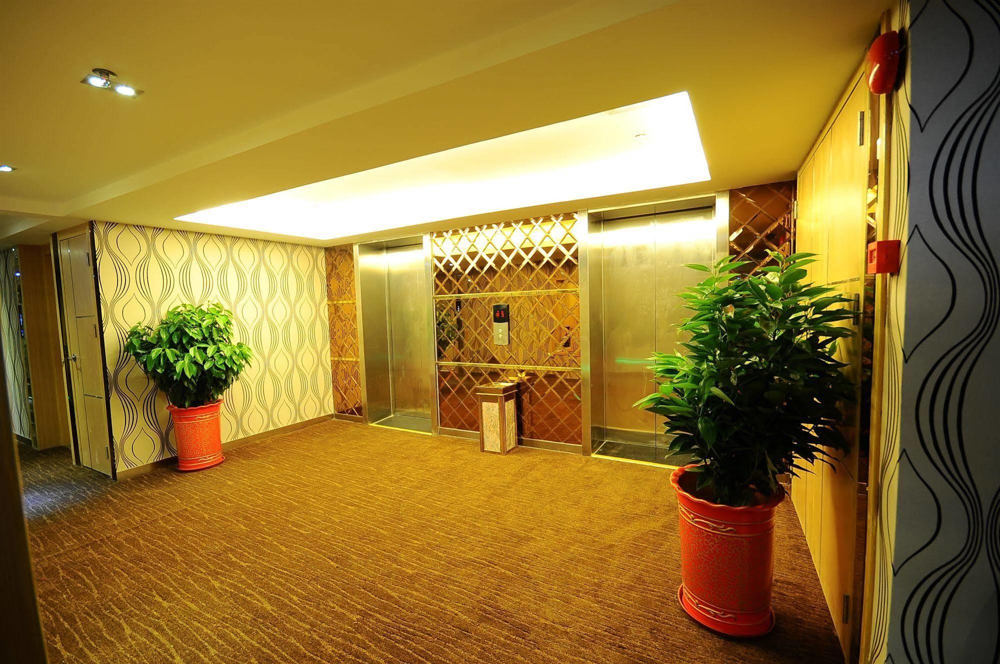 Fuhao Hotel Kanton Exterior foto